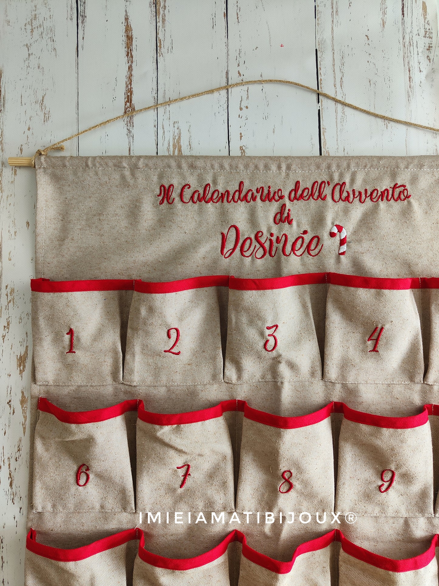 Calendario dell'avvento personalizzato in vari colori