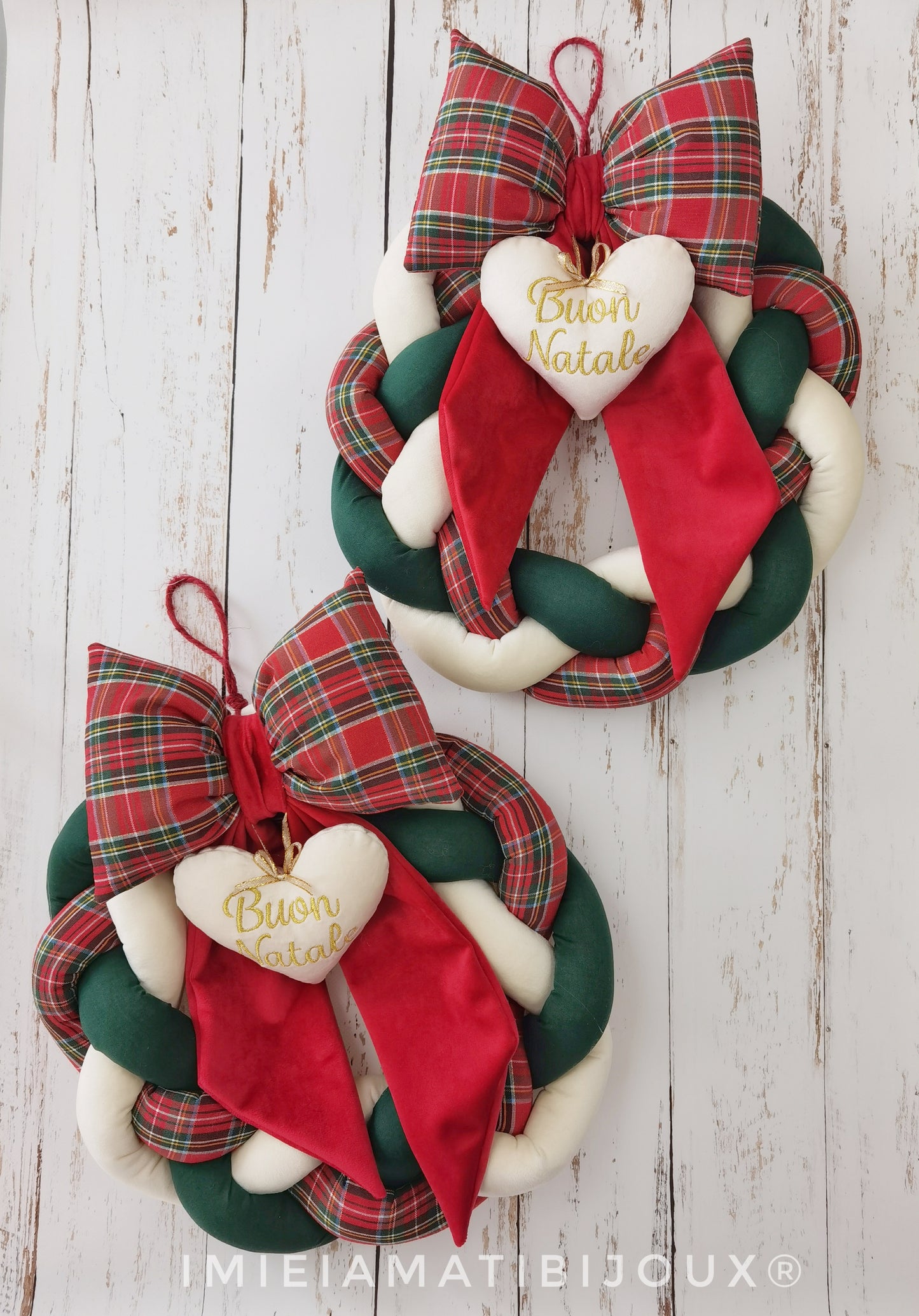Ghirlanda fuoriporta fiocco buon natale cuore imbottito rosso scozzese verde velluto oro
