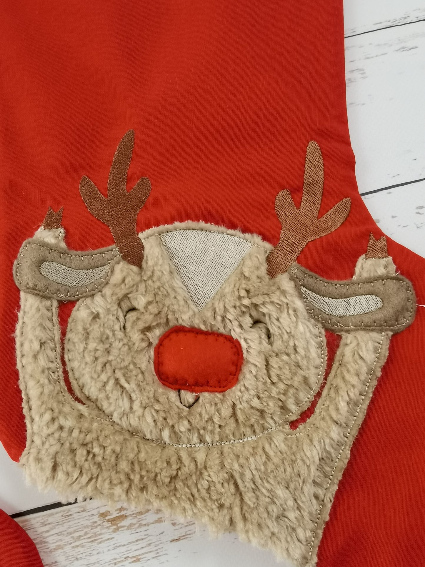 Calze della befana decorate e cucite a mano babbo natale, pinguino, renna e pupazzo di neve.