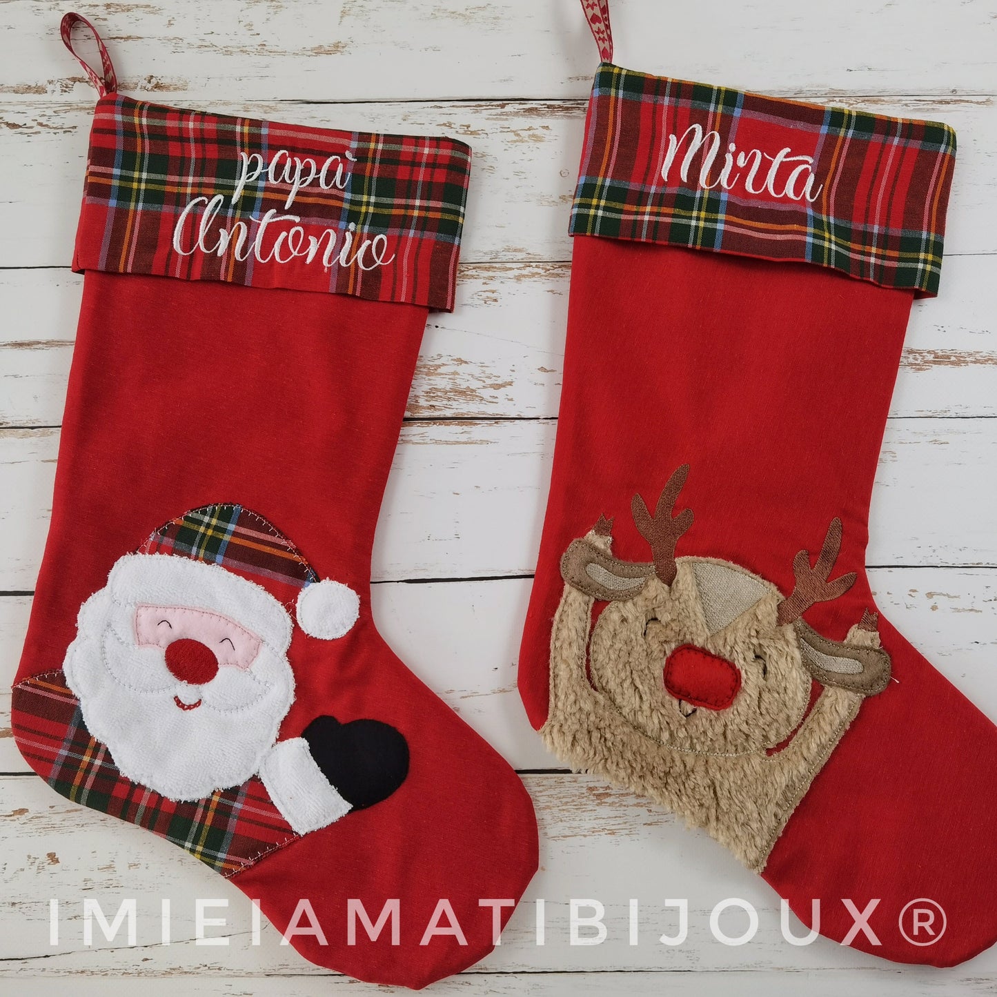 Calze della befana decorate e cucite a mano babbo natale, pinguino, renna e pupazzo di neve.