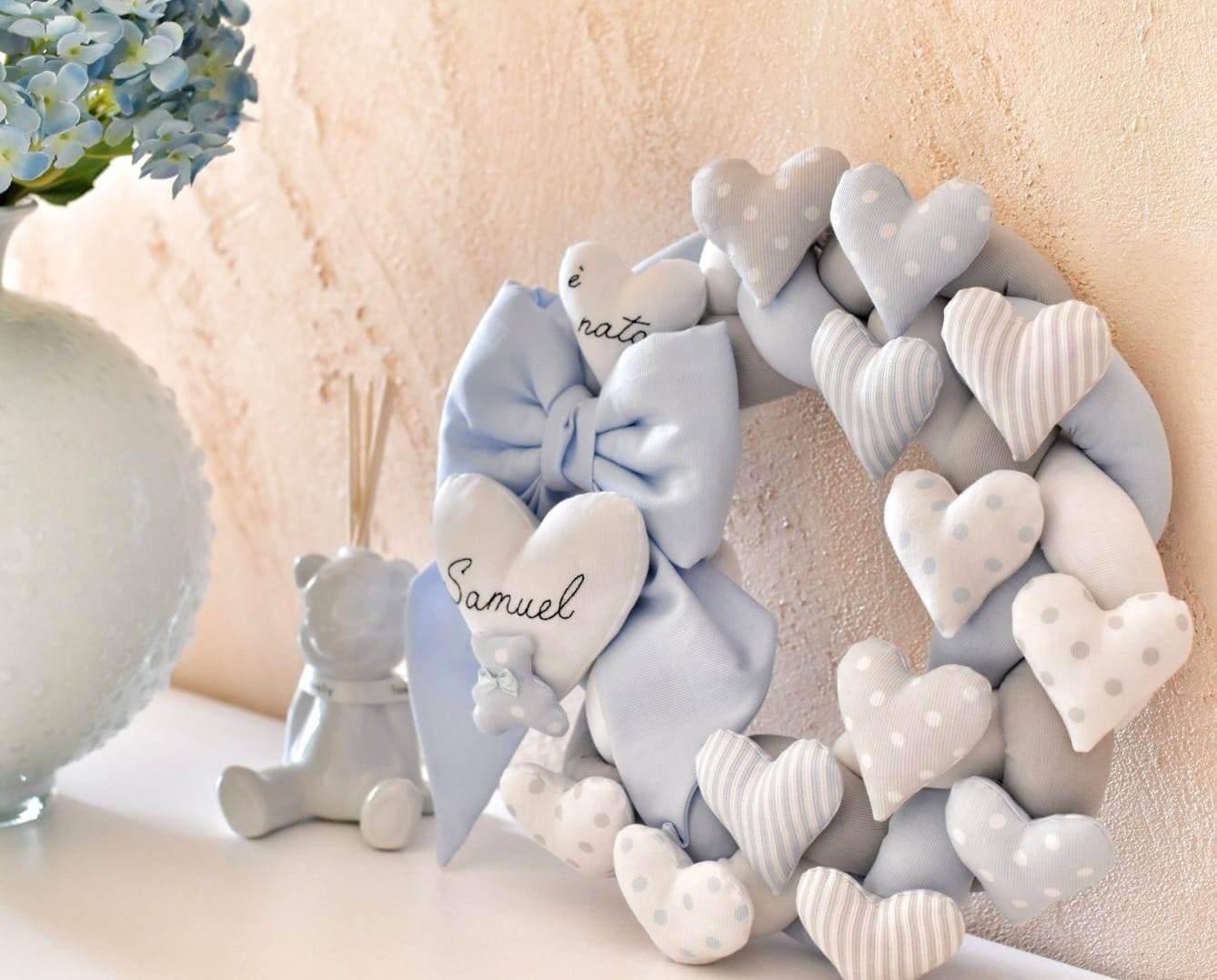 Ghirlanda fiocco nascita mille cuori senza cuori pendenti