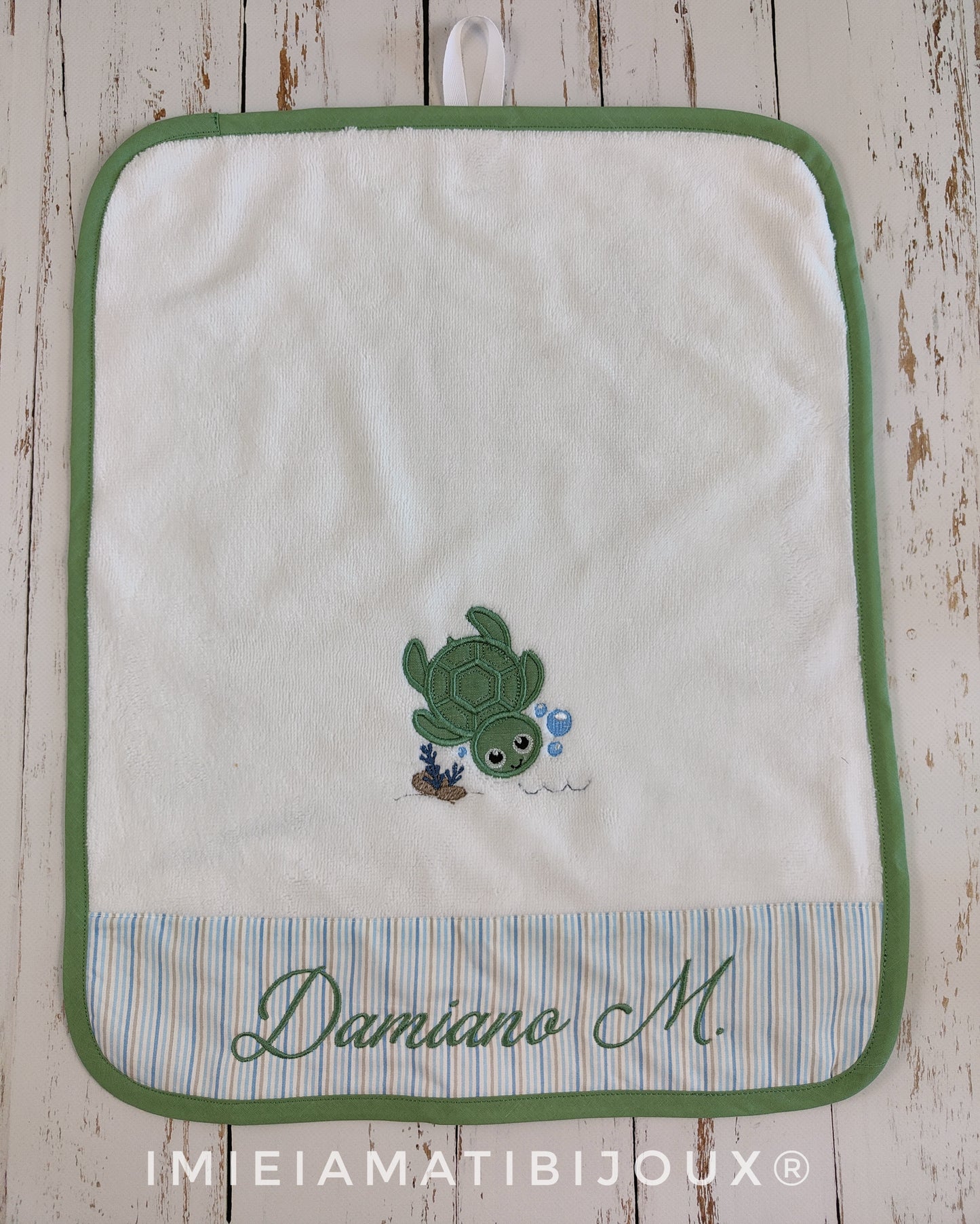 Asciugamano 50x40cm o 100x50 con applique a scelta e nome ricamato